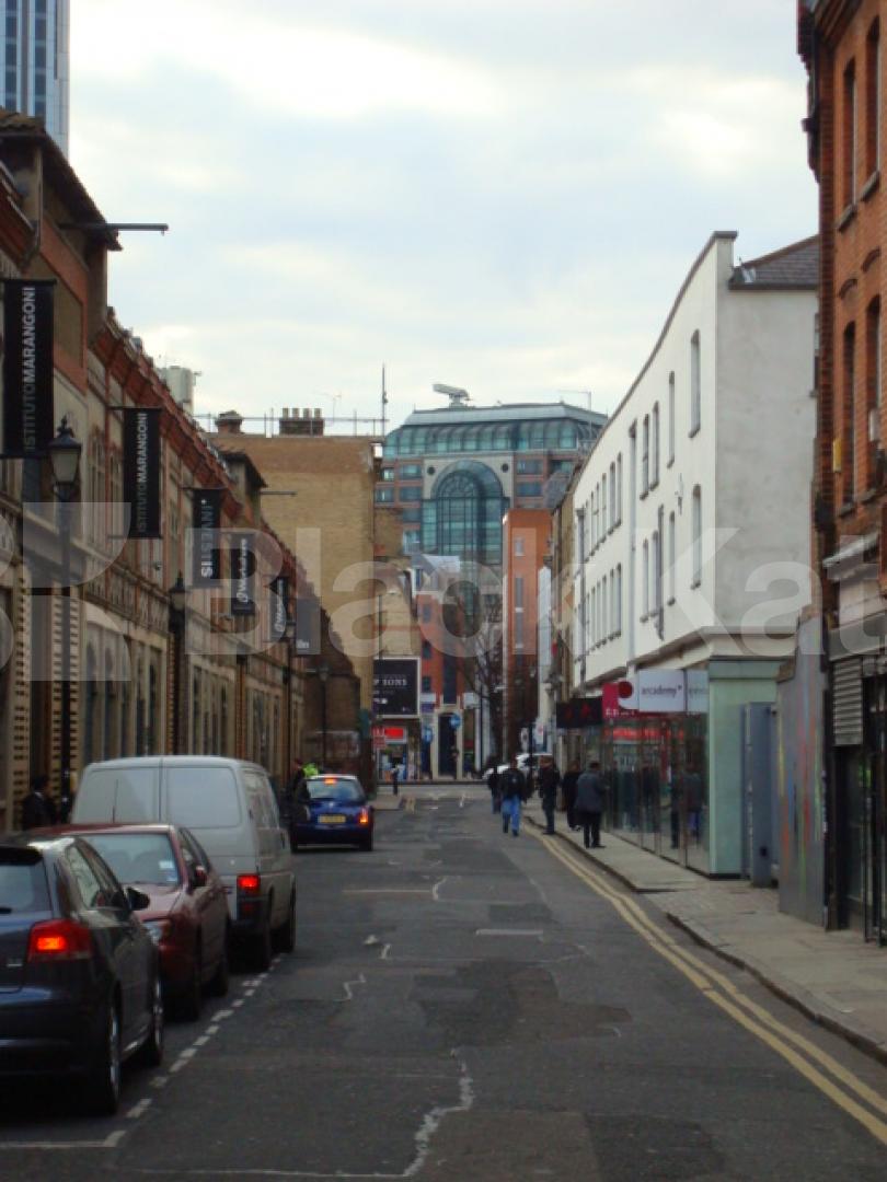 			Call now for a viewing to avoid dissapointment!!, Studio Apartment, 1 bath, 1 reception Studio			 Fashion Street, Bricklane